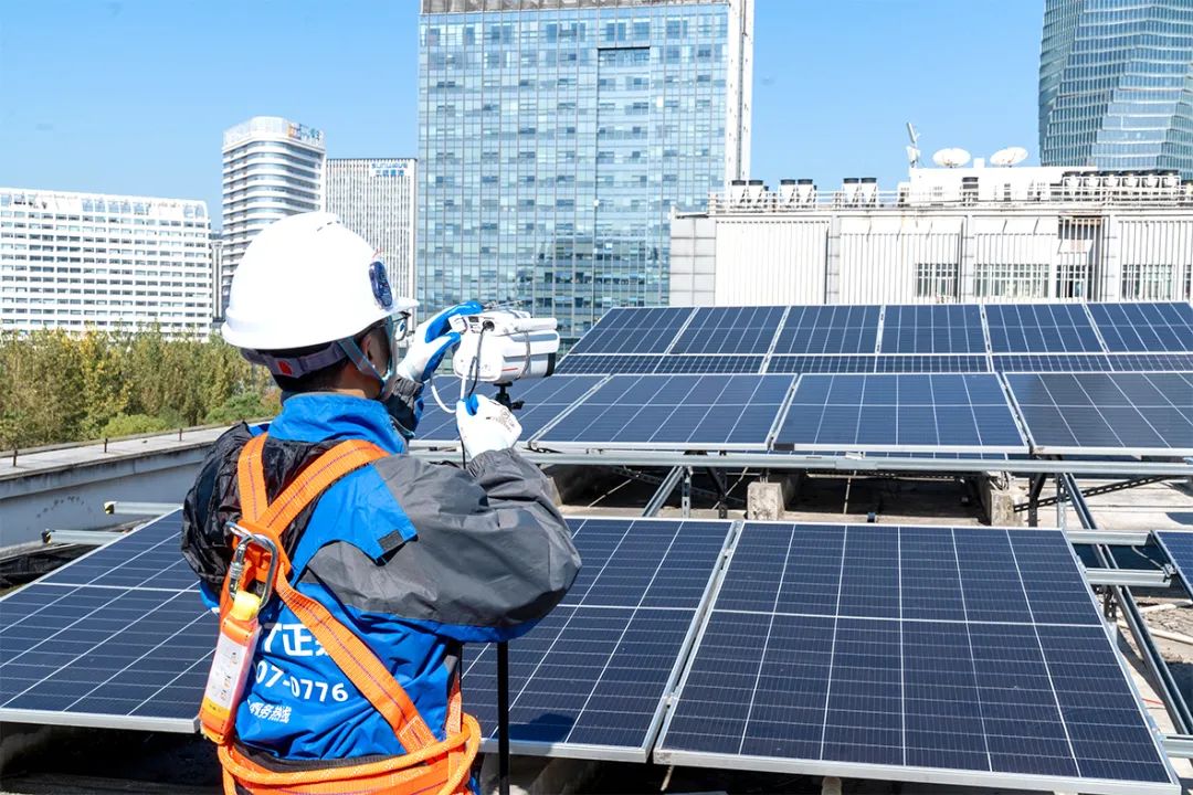遥遥领先！正泰安能推出户用光伏行业首个安全管理平台